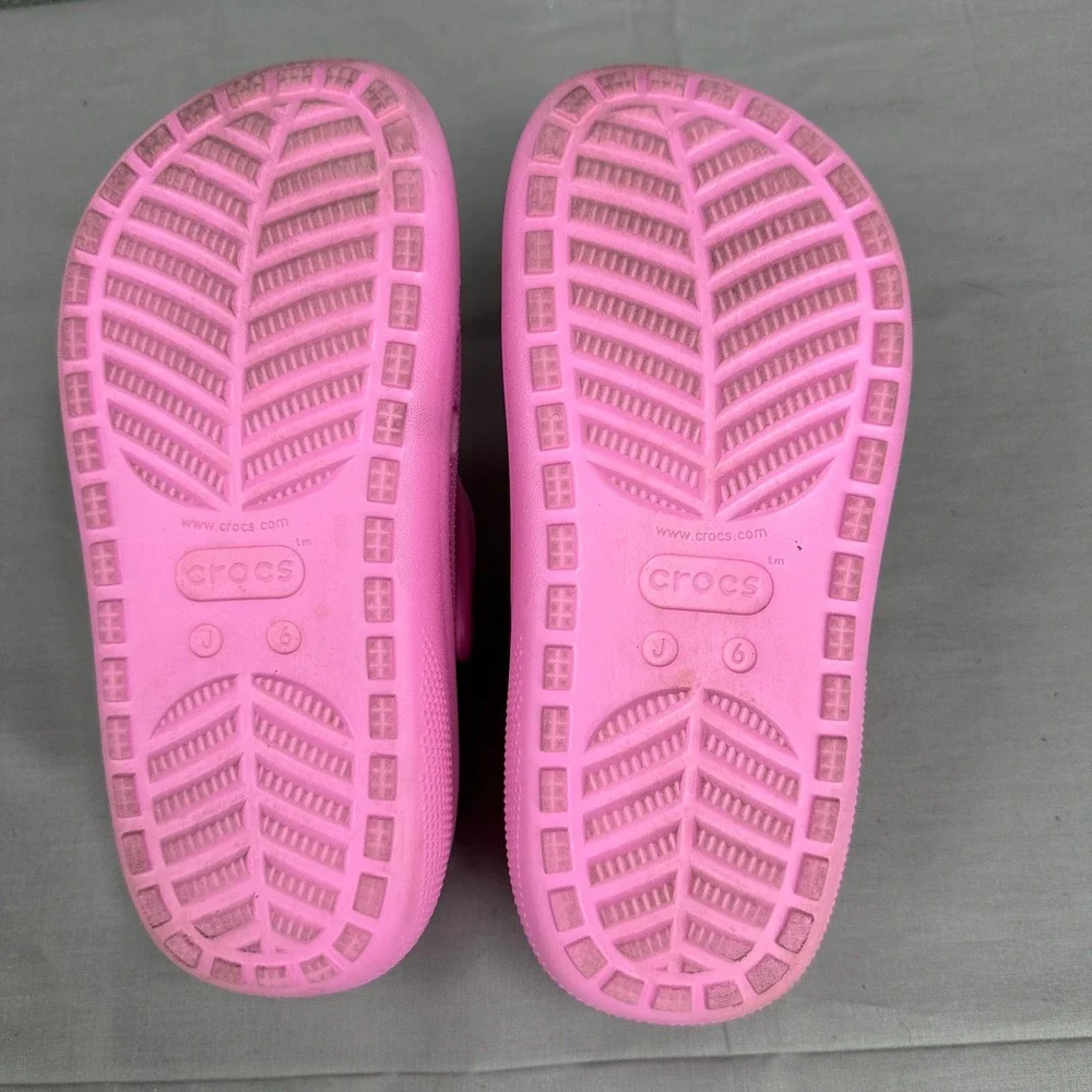 Crocs Cutie Crush Clog Girls Size J6 Pink Platform Lightweight Slip On Shoes